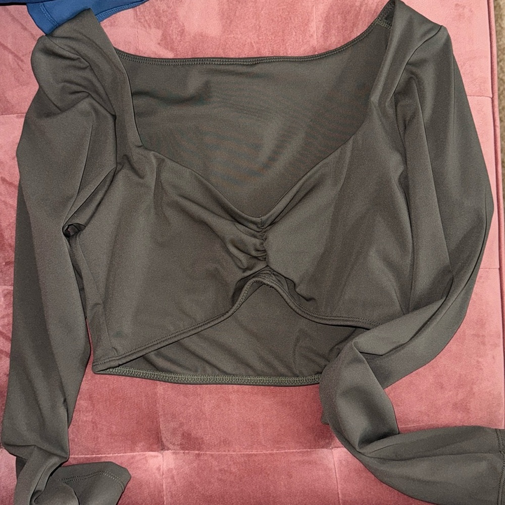 Long sleeve Scrunch Sports Bra Top